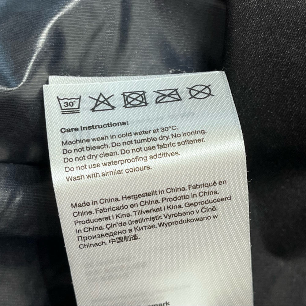 RAINS Ultralight Anorak Raincoat Jacket - Picture 7 of 13